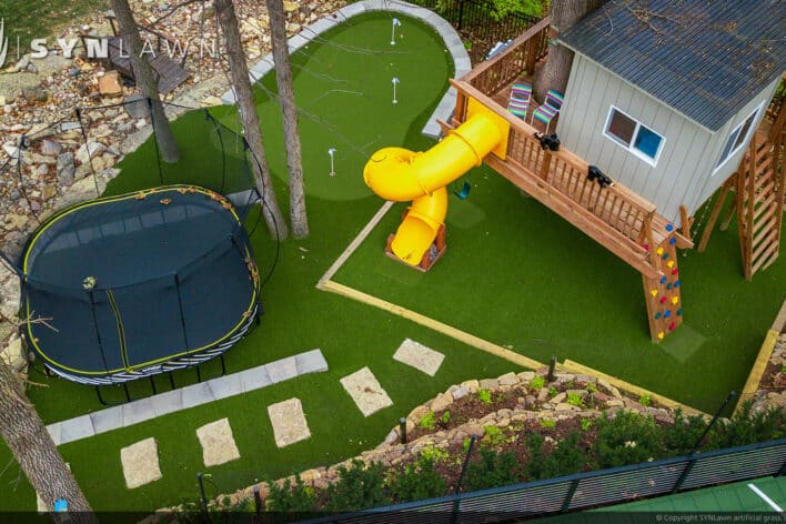 image of SYNLawn Honolulu HI residential backyard treehouse trampoline